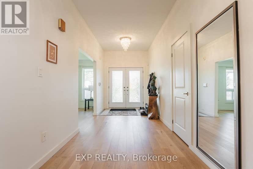 60 Gooderham Drive, Toronto, photo 7