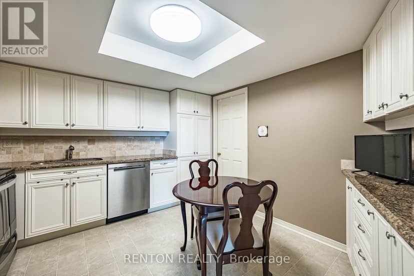 710 - 1240 Marlborough Court, Oakville, photo 7