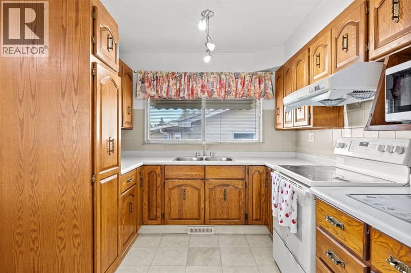 1307 Radisson Drive SE, Calgary, photo 7