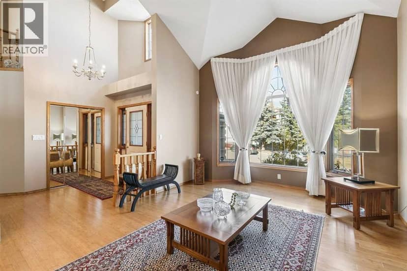 24 Signature Point SW, Calgary, photo 3