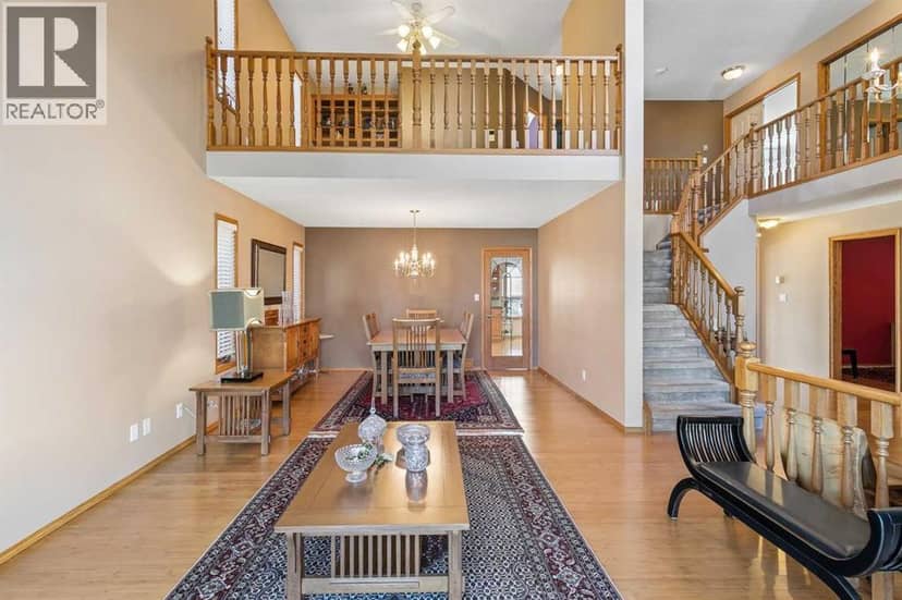 24 Signature Point SW, Calgary, photo 4
