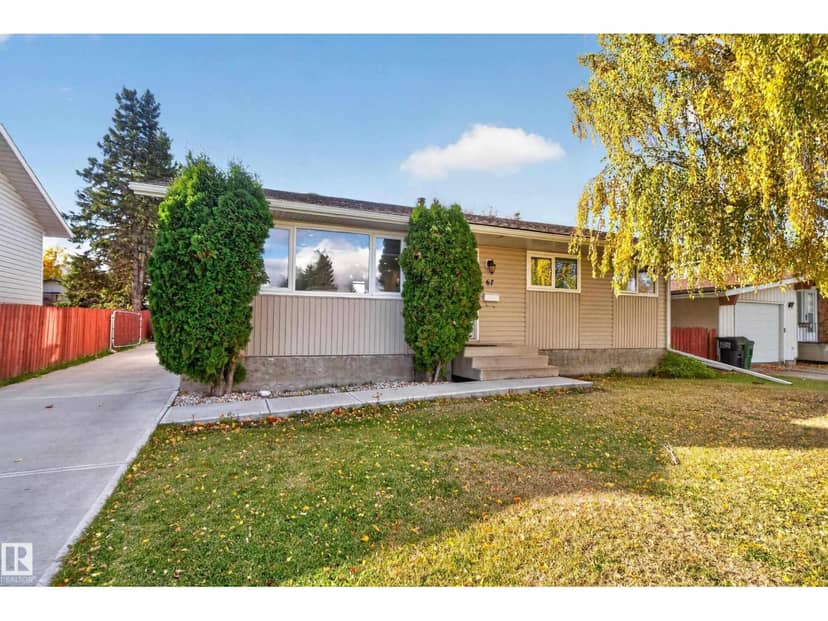 67 Henry Av NW, Edmonton, photo 3