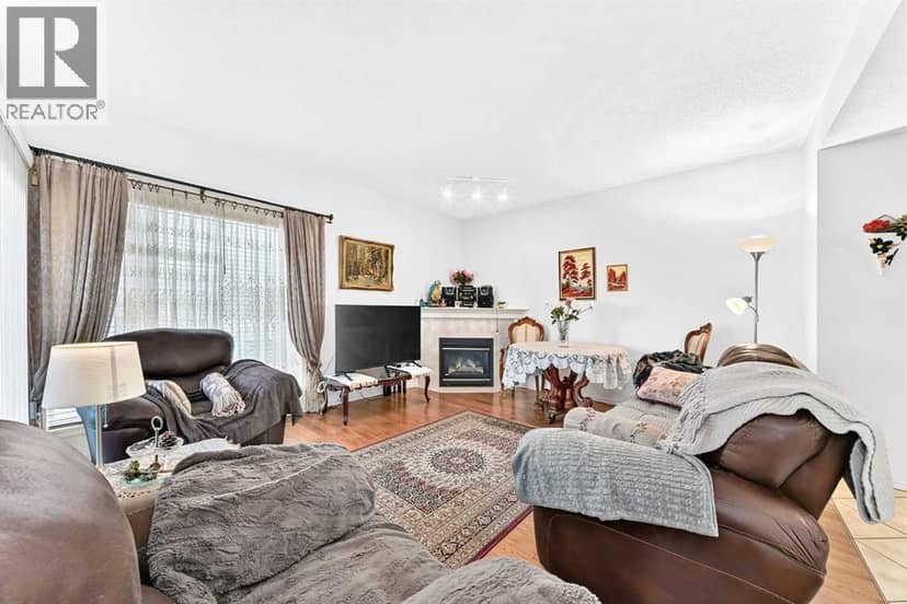 227 Bridlewood View SW, Calgary, photo 4
