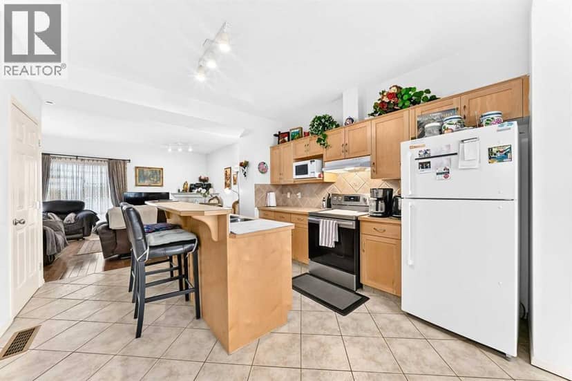 227 Bridlewood View SW, Calgary, photo 8