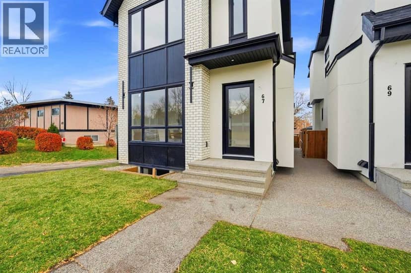 67 Holland Street NW, Calgary, photo 2