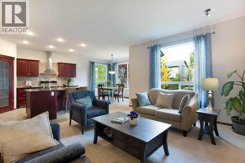 66 Cougarstone Close SW, Calgary, photo 6