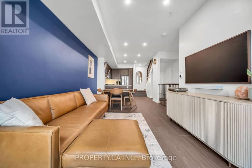 7 - 135 Long Branch Avenue, Toronto, photo 8