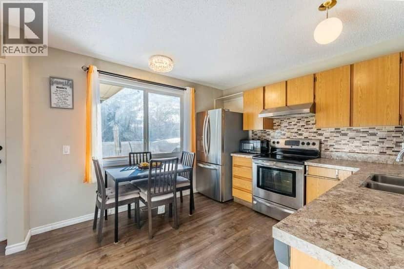 552 Queenston Gardens SE, Calgary, photo 7