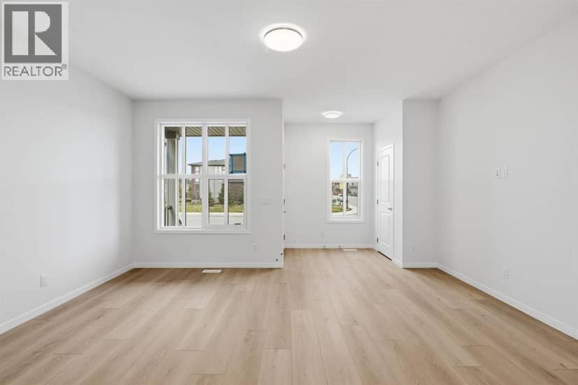 676 Rowmont Boulevard NW, Calgary, photo 8