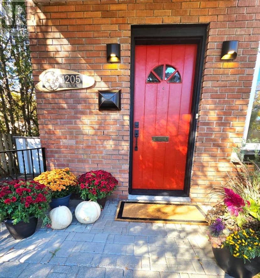 1205 Emperor Avenue, Ottawa, photo 2