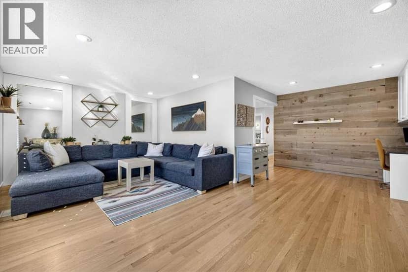 36 Lake Lucerne Close SE, Calgary, photo 5