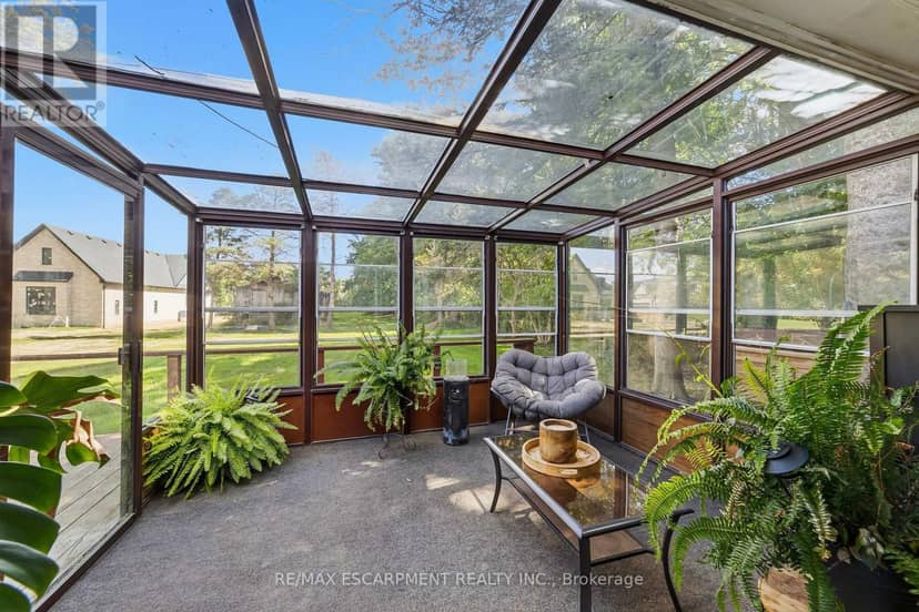205 Sunnyridge Road, Hamilton, photo 4