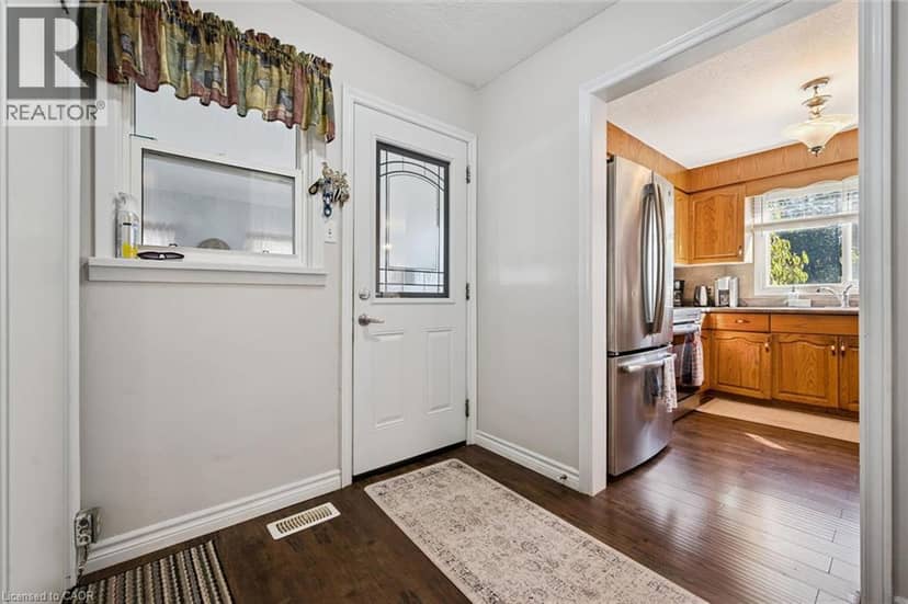 2782 VICTORIA Street N, Waterloo, photo 8