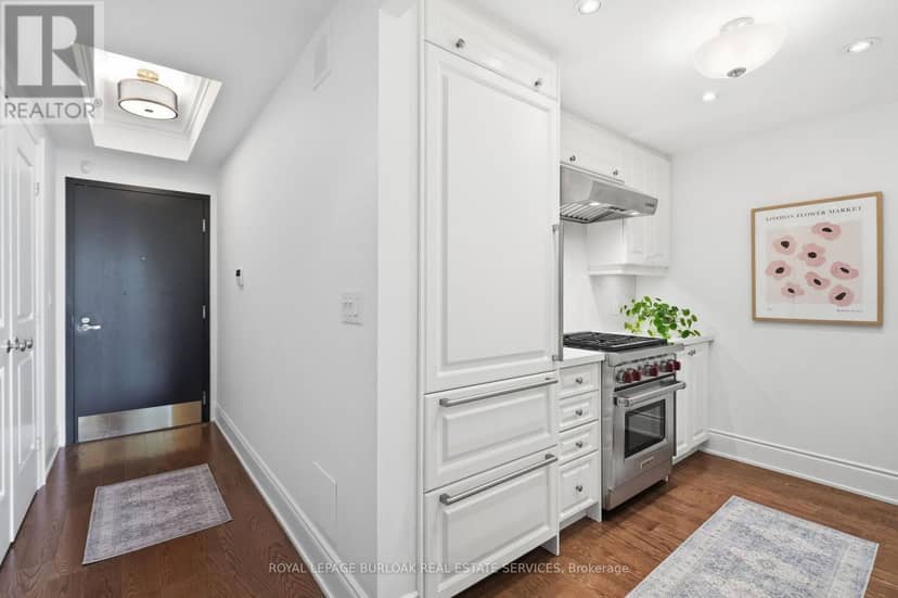 711 - 3500 Lakeshore Road W, Oakville, photo 4