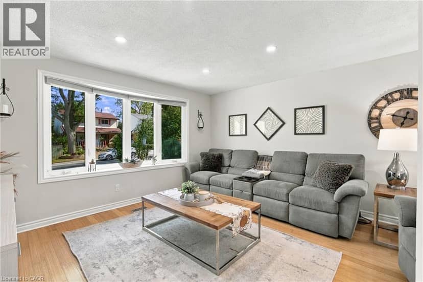12 GLAMIS Court, Hamilton, photo 4