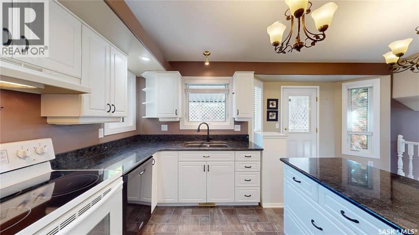 803 Swan CRESCENT, Saskatoon, photo 5