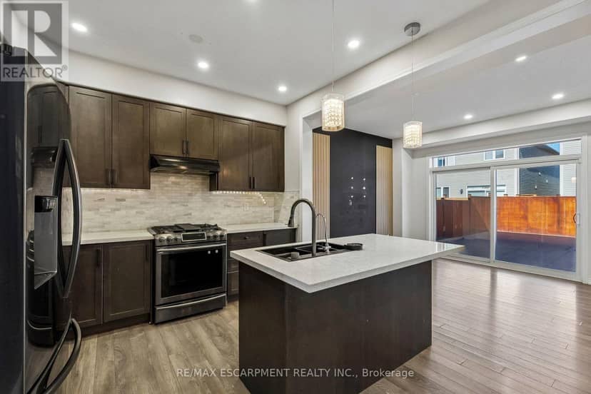 16 Alexandra Drive, Thorold, photo 4