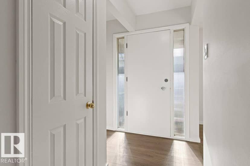 9640 74 AV NW, Edmonton, photo 7