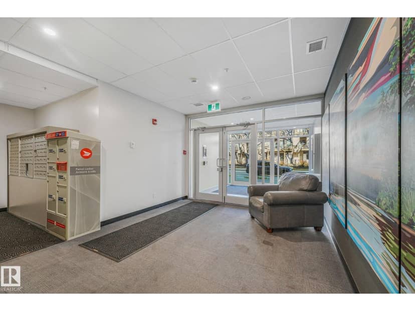 #210 11503 76 AV NW, Edmonton, photo 3