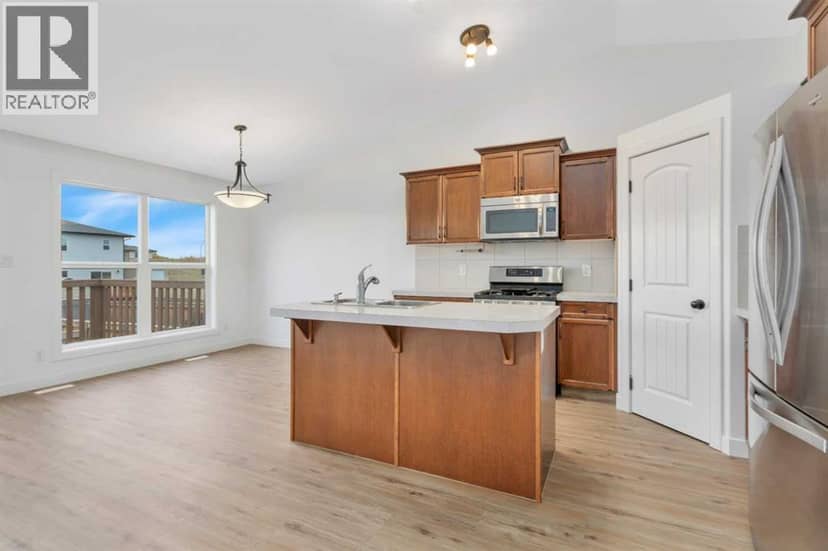 4431 54 Street, Rocky Mountain House, photo 6