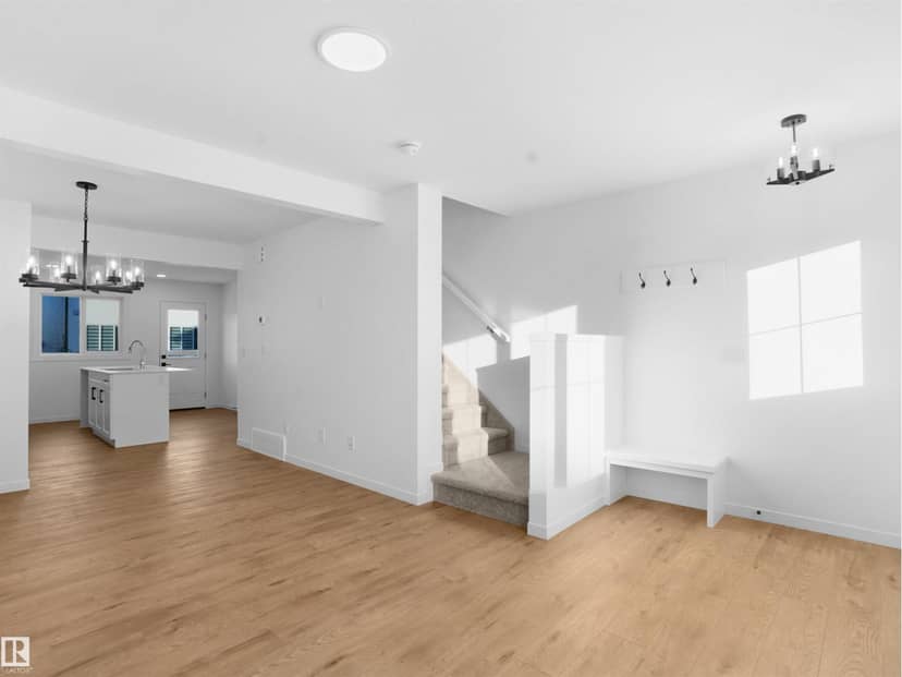 3 18632 18 AV NW, Edmonton, photo 3