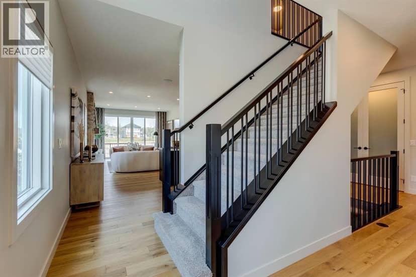 408 Legacy Circle SE, Calgary, photo 3
