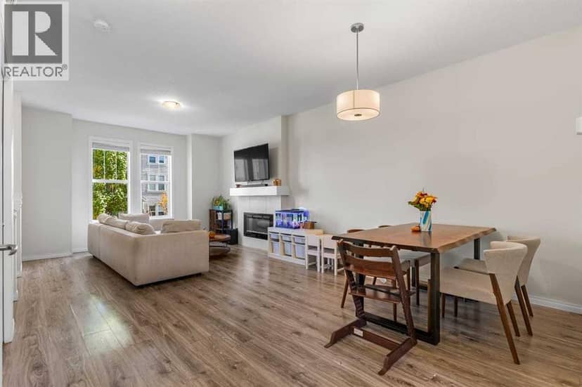 124 South Point Court SW, Airdrie, photo 8