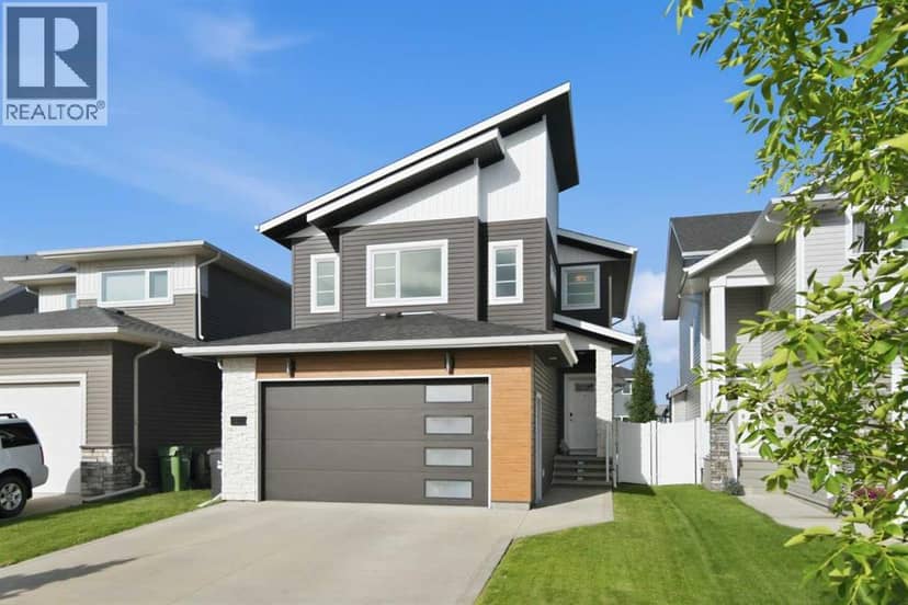 61 Lindman Avenue, Red Deer