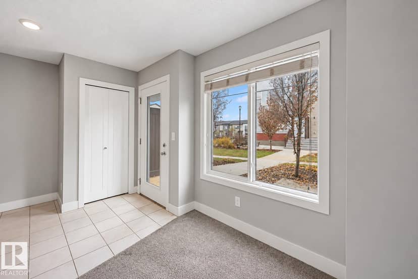 #30 804 Welsh Dr SW, Edmonton, photo 4