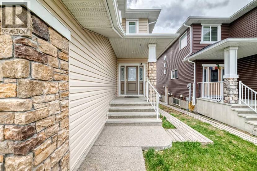 101 Redstone Drive NE, Calgary, photo 2