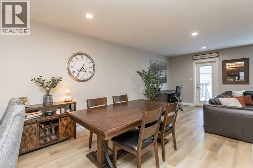 56 Van Slyke Way, Red Deer, photo 4