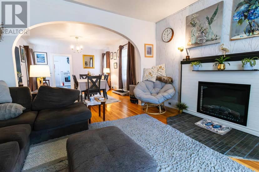 8153 Highway 7, Sherbrooke, photo 4