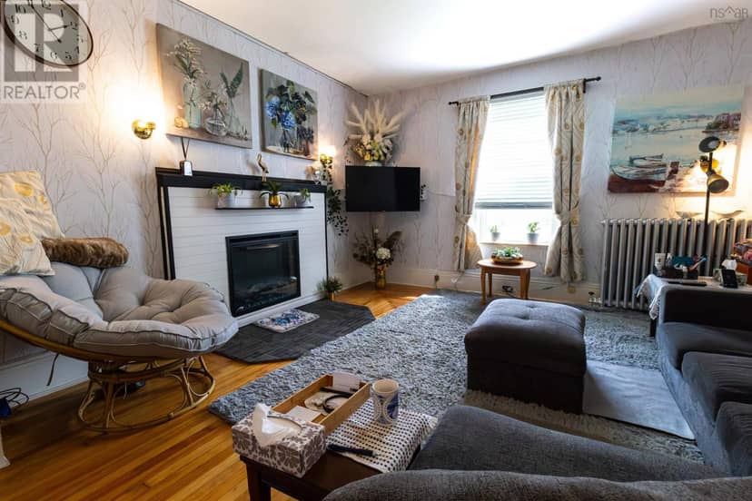 8153 Highway 7, Sherbrooke, photo 7
