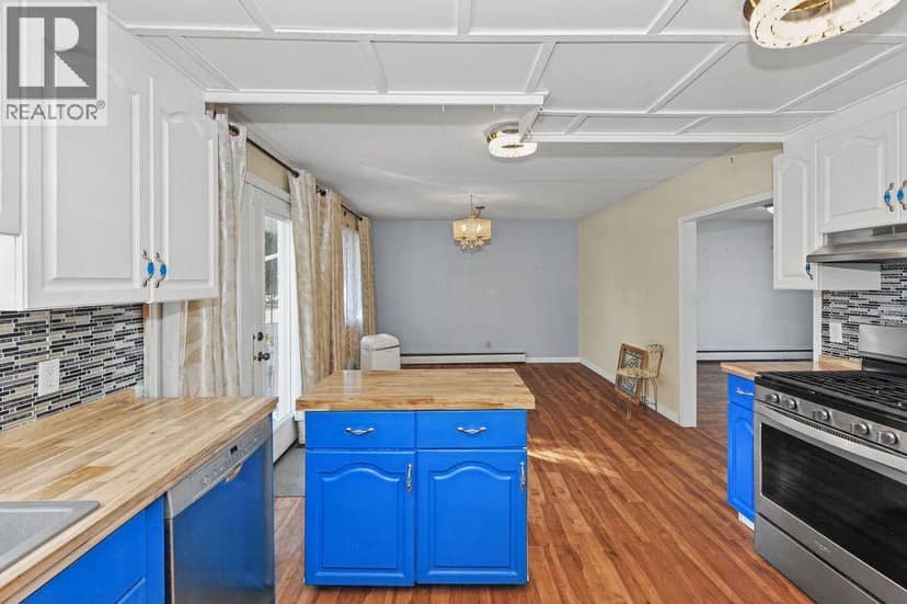 5013 47 Street, Daysland, photo 4