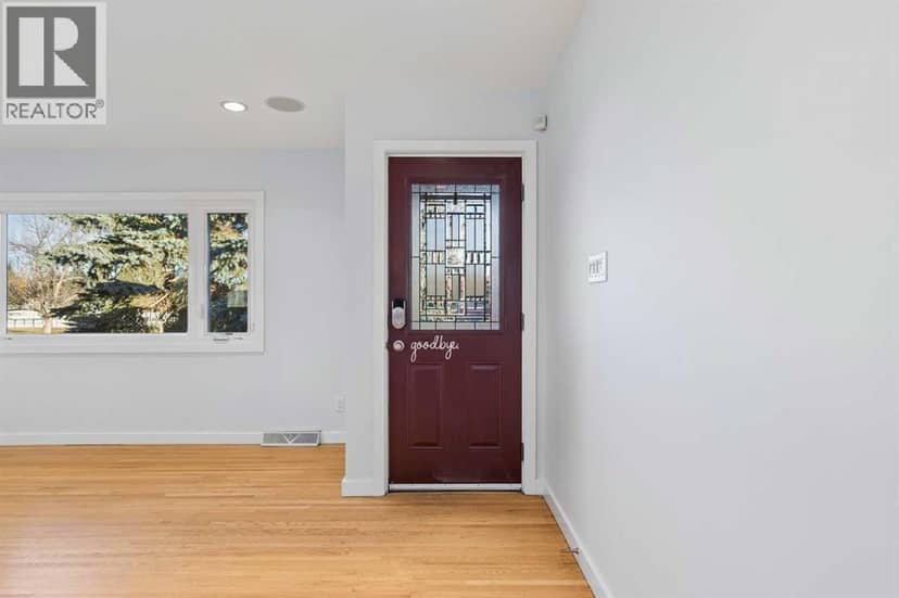 31 Hoover Place SW, Calgary, photo 7