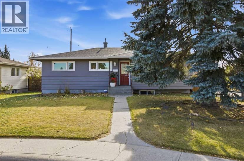 31 Hoover Place SW, Calgary