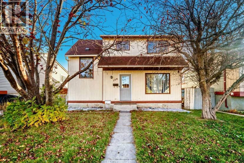128 fallswater Cr NE Crescent NE, Calgary, photo 3