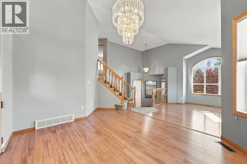 184 Hidden Circle NW, Calgary, photo 7