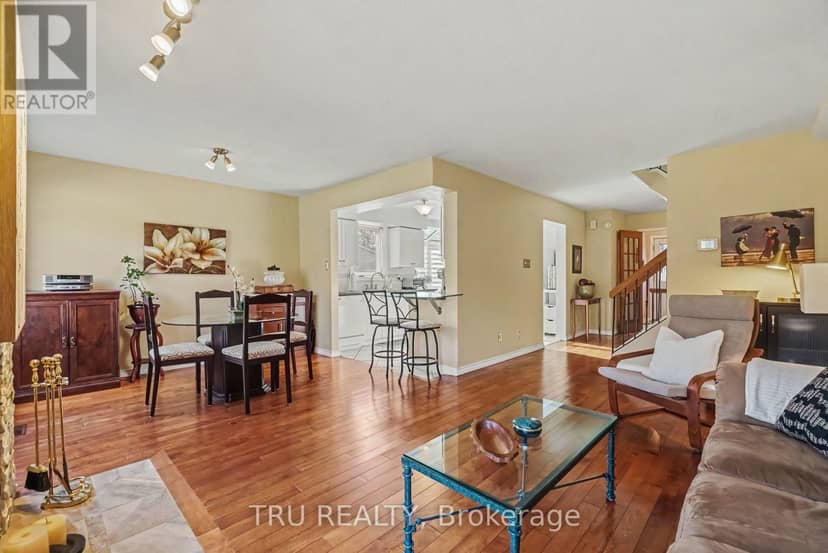 10 - 710 Coronation Avenue, Ottawa, photo 5