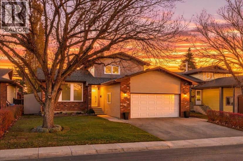 144 Bernard Way NW, Calgary