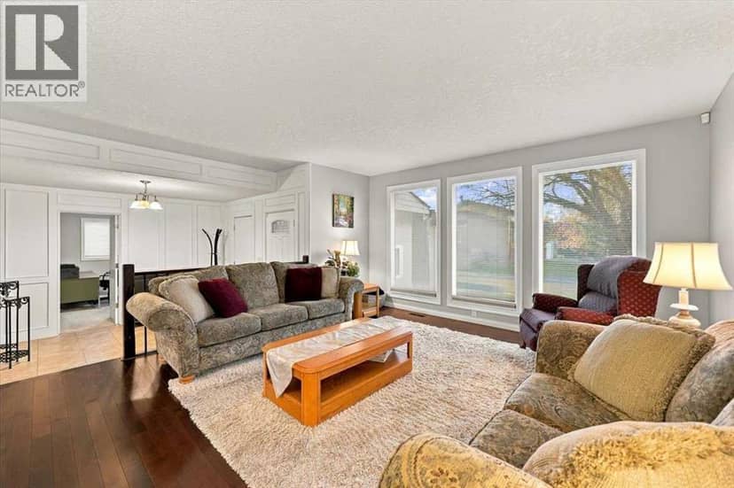 144 Bernard Way NW, Calgary, photo 6