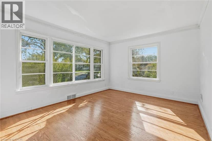 55 LAKEVIEW Avenue, Grimsby, photo 8