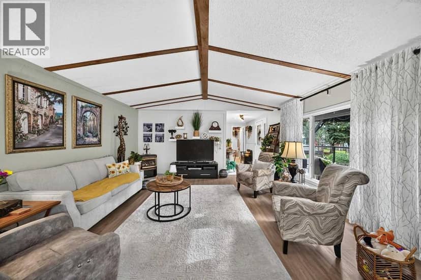 3221 Burroughs Manor NE, Calgary, photo 4
