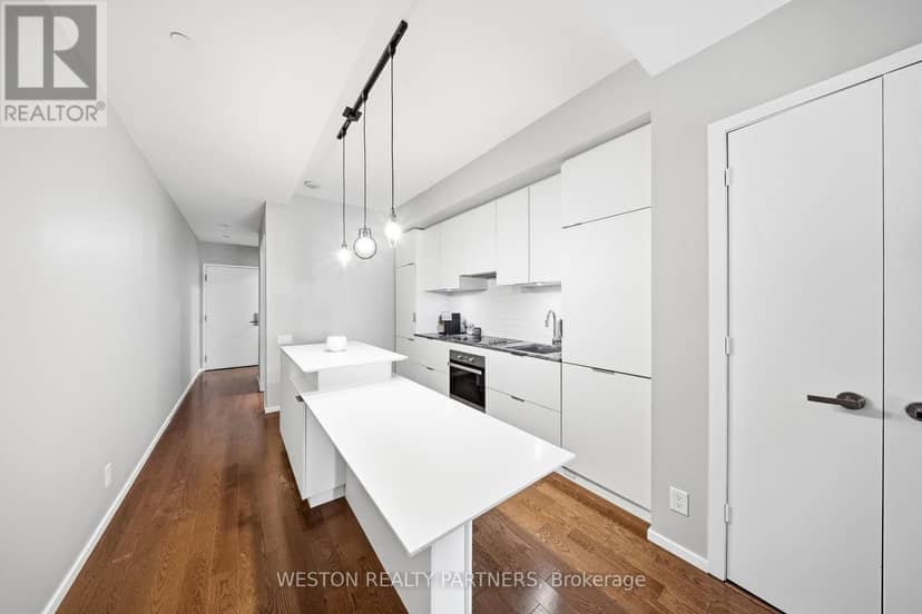 208 - 5 St Joseph Street, Toronto, photo 6