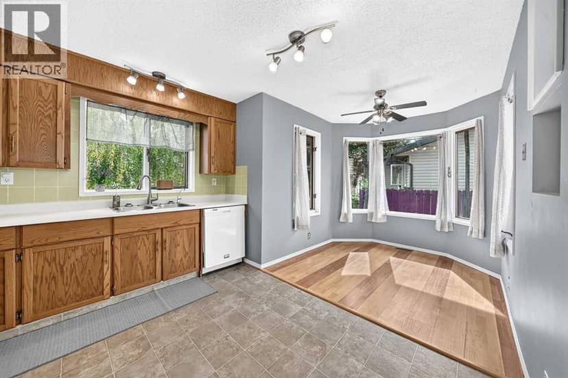 35 Cowan Close, Red Deer, photo 7