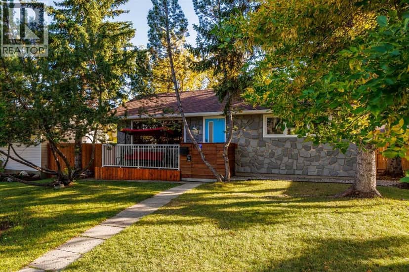 4711 26 Avenue SW, Calgary, photo 2