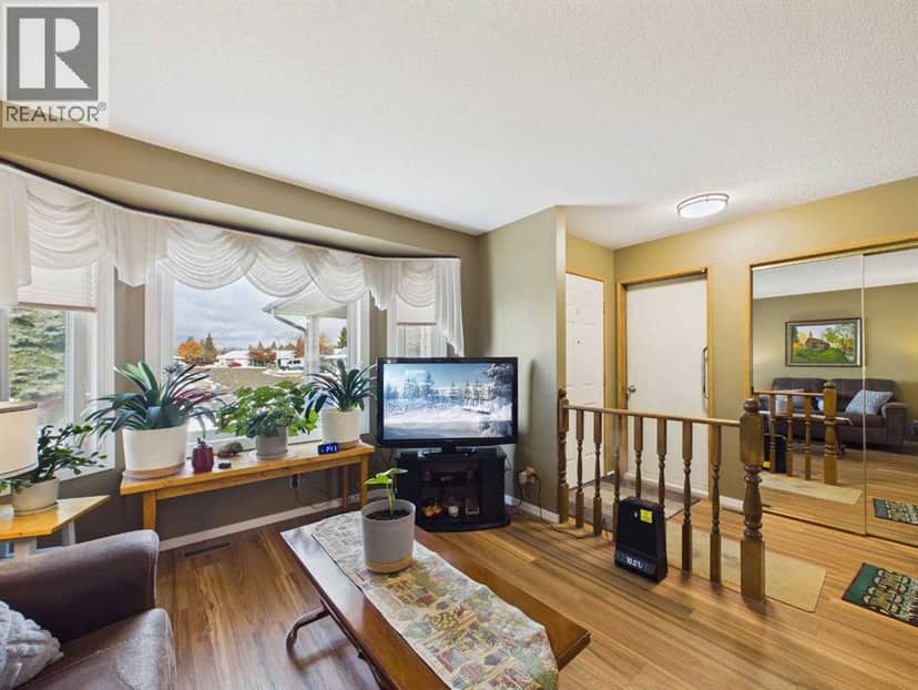 63 Ellis Street, Red Deer, photo 6