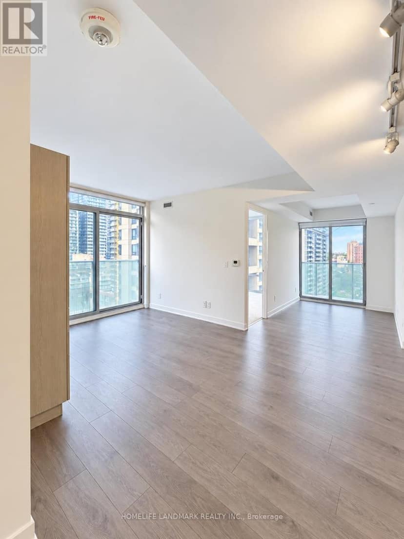 905 - 501 Yonge Street, Toronto, photo 2