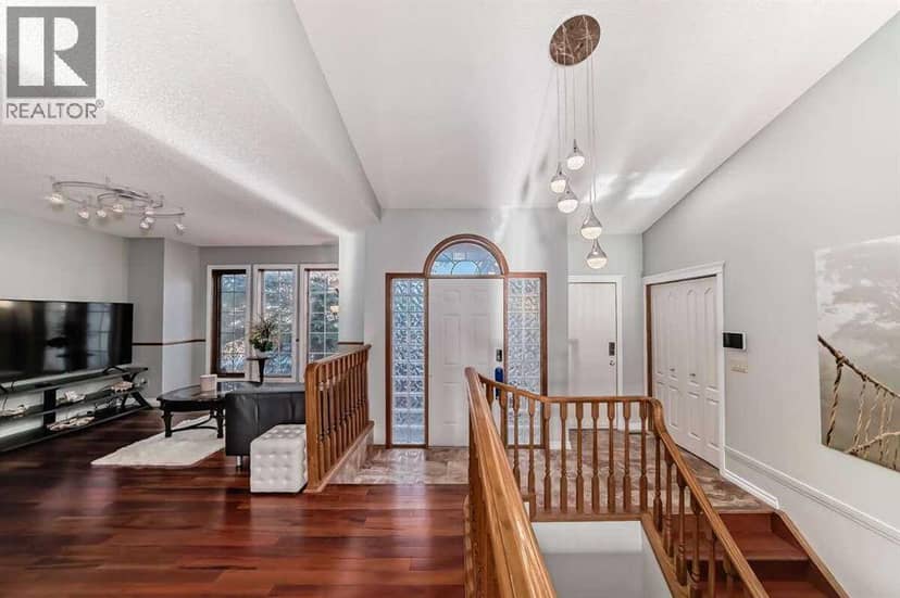 11 Hawkmount Heights NW, Calgary, photo 7