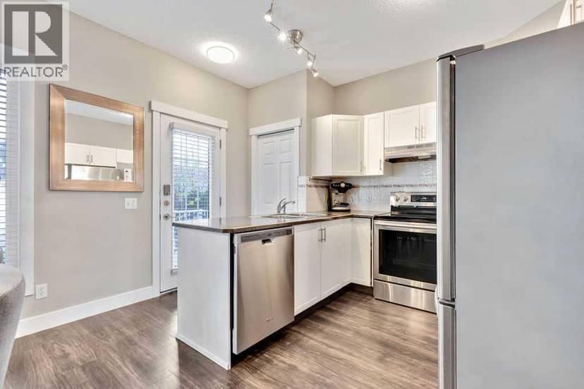 86 Inverness Square SE, Calgary, photo 6